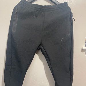 Nike men`s Sportwear Tech Pack Pant Track Woven